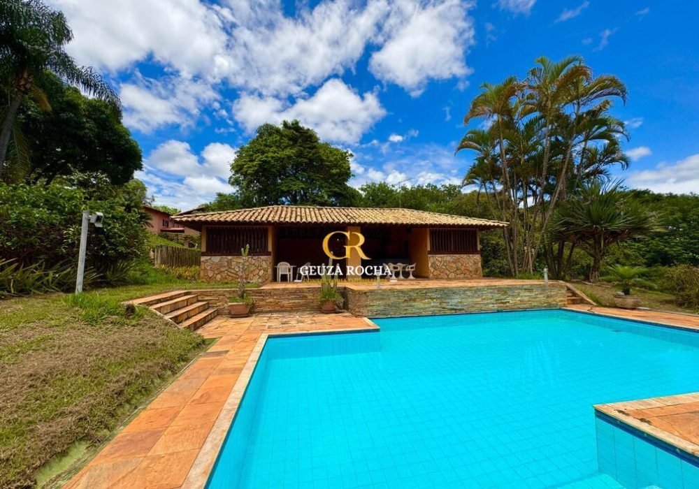 Casa no Condomínio Amendoeiras em Lagoa Santa - COD 118 (1)