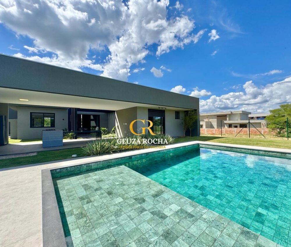 Casa no Condomínio Vitoria Golf em Lagoa Santa - COD 162 (1)